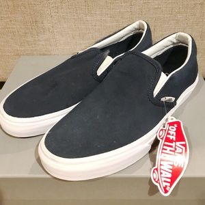Women’s Vans Suede Slip On in Navy